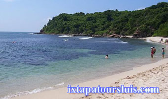 Coral Beach - At Ixtapa Island